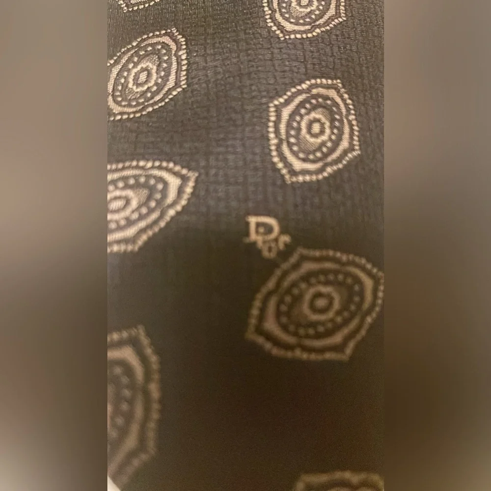 Christian Dior tie in like-new condition. Beautiful dark gray and cream tie